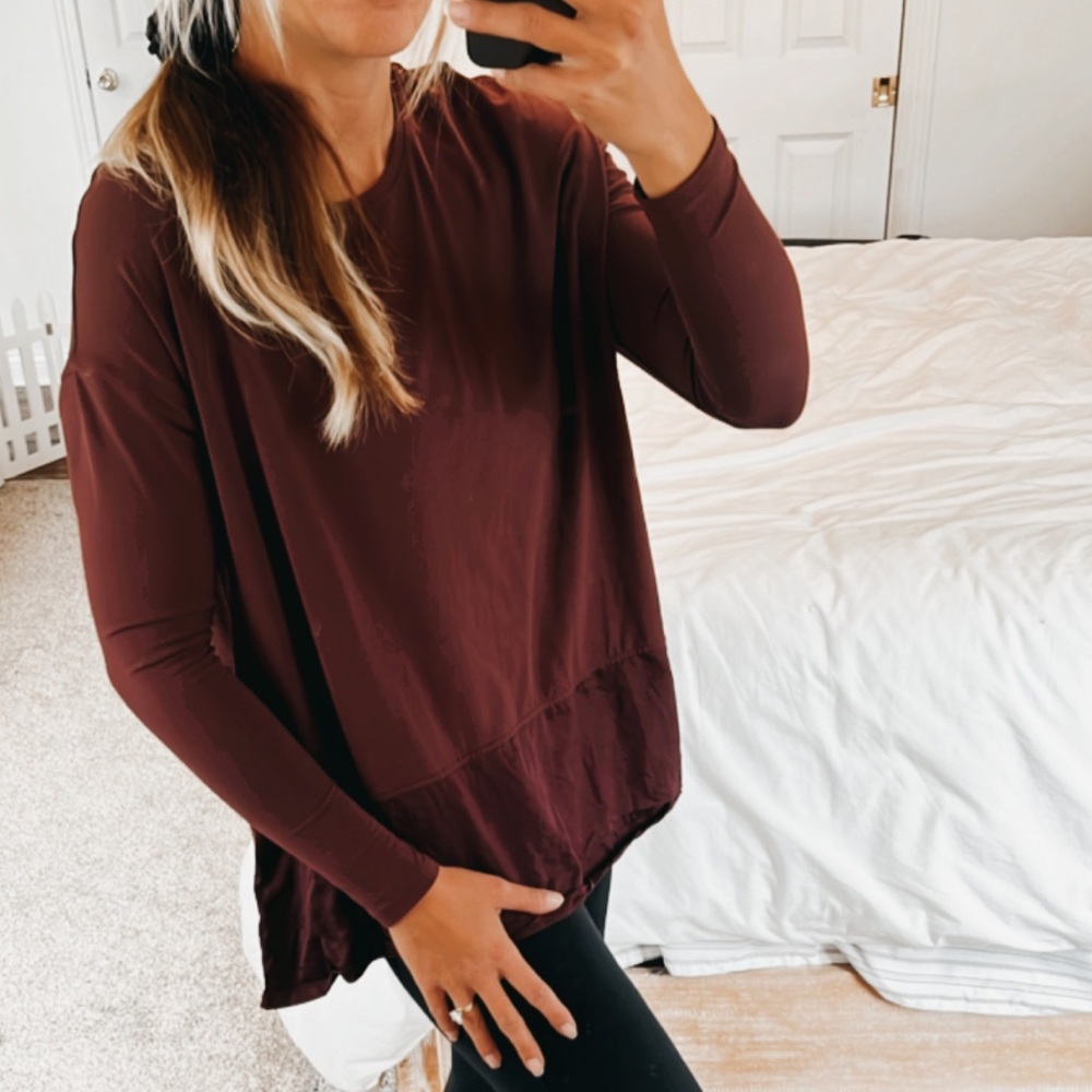 Lululemon High Low Top